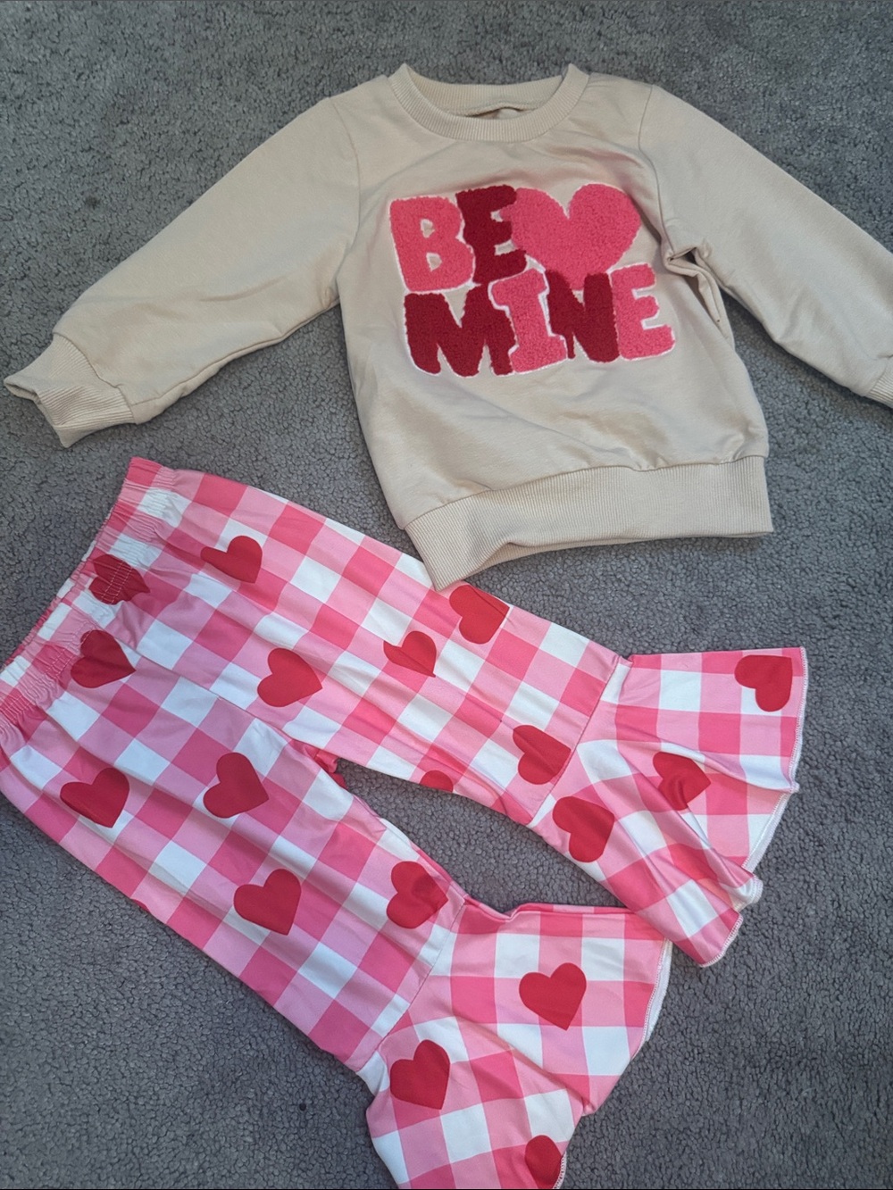 Be Mine Heart Sweatshirt & Pink Gingham Heart Ruffle Pants Set (6-12 months) 💞
